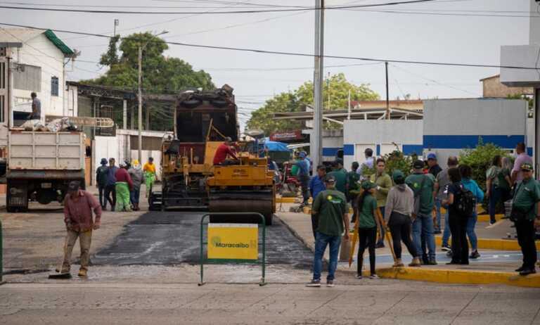 Alcaldía y Maraplus asfaltan la avenida 79 tras convenio de beneficios fiscales