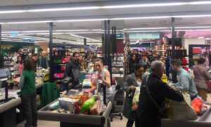 Reportan aumento de 38 % en el consumo de alimentos en enero
