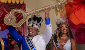 Ceremonia inédita da inicio al Carnaval en Brasil