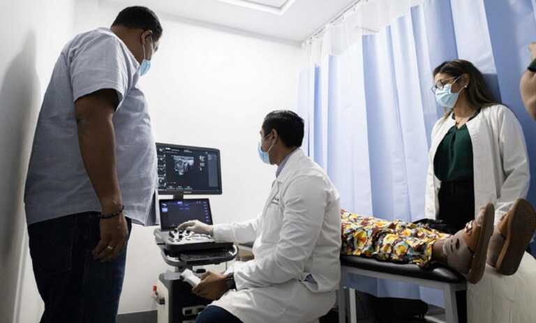 Alcalde entrega primera fase del Centro de Diagnóstico Médico de Maracaibo