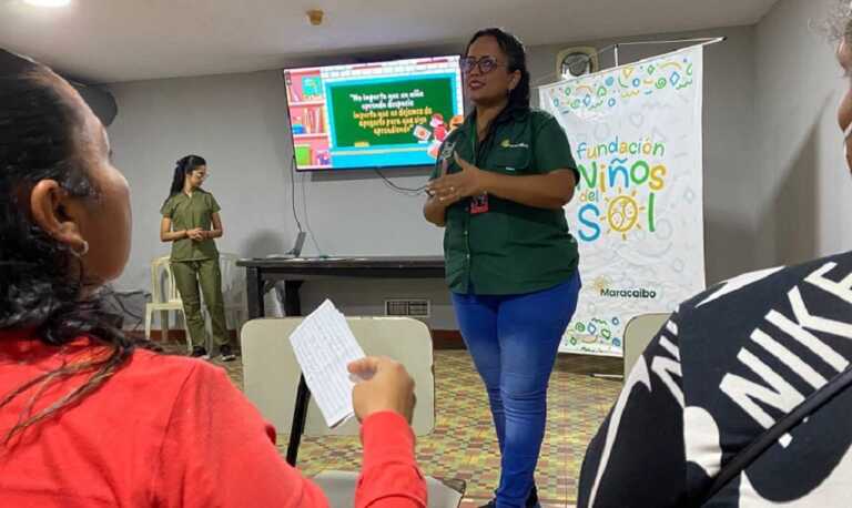 Fundanis inicia Escuela para Padres con charlas y talleres