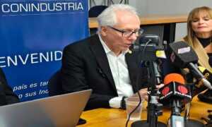 Conindustria afirma que producción nacional privada cayó 4,3 % en 2023