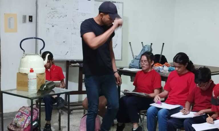 Escuela de Artes Plásticas Neptalí Rincón abre inscripciones para talleres