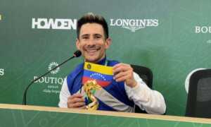 Junior Alvarado se convierte en el primer venezolano en ganar la Saudi Cup