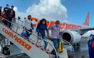 EE. UU. renueva licencia a Conviasa para repatriar a migrantes venezolanos