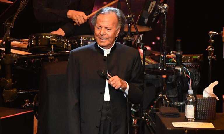 Julio Iglesias colaborará con Netflix para producir serie sobre su vida