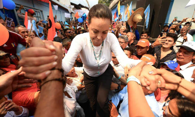 María Corina Machado pide serenidad y firmeza tras anuncio del CNE