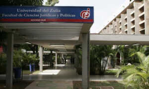 Movimientos estudiantiles denuncian “acto propagandístico” en LUZ