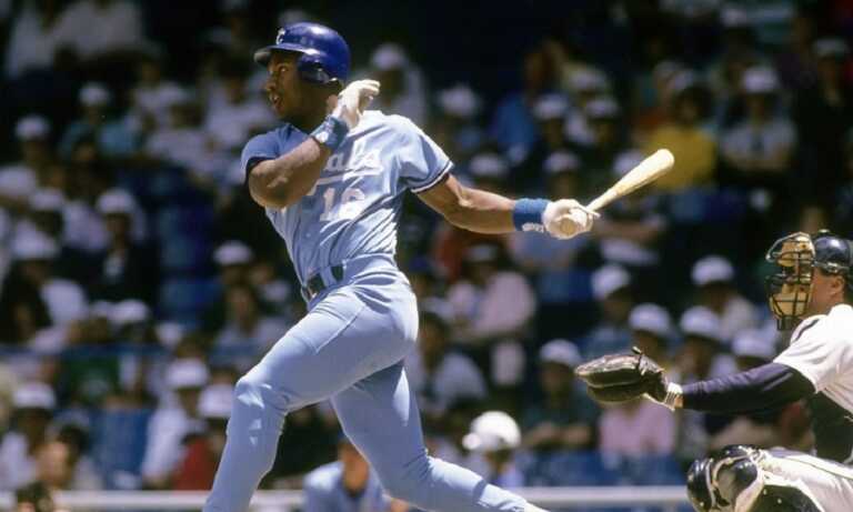 Los Reales de Kansas City exaltarán a Bo Jackson a su Salón de la Fama