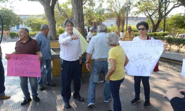 Pensionados de Cantv Zulia exigen jubilación y pago compensatorio