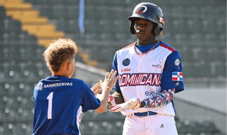 Dominicana supera a Venezuela en la Serie del Caribe Kids 2024