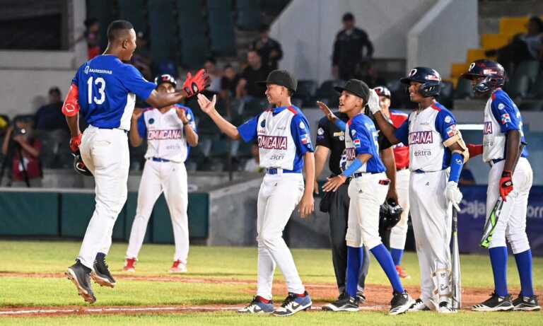 Venezuela cae 10-12 ante Dominicana en la final de la Serie del Caribe Kids