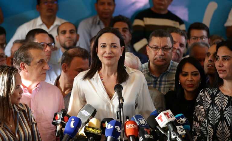 Machado advierte que “si el candidato lo escoge Maduro, no son elecciones”