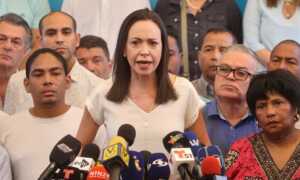 María Corina Machado alerta a 18 países del riesgo de ser detenida