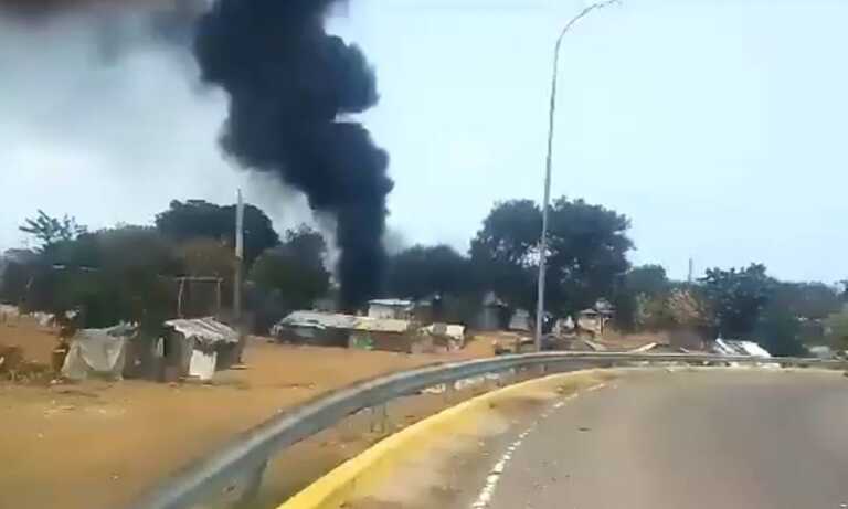 Camión cargado de gasolina explota en terreno de los Yukpas en la vía a Perijá