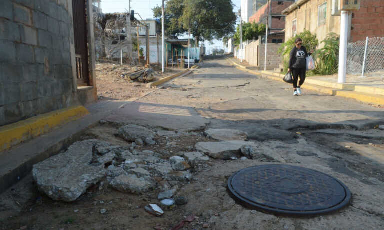 Casi 10 años sin asfaltado suma tramo de la avenida 13 de Maracaibo