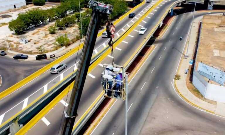 Corpoelec ilumina Distribuidor Delicias para mejorar la seguridad vial