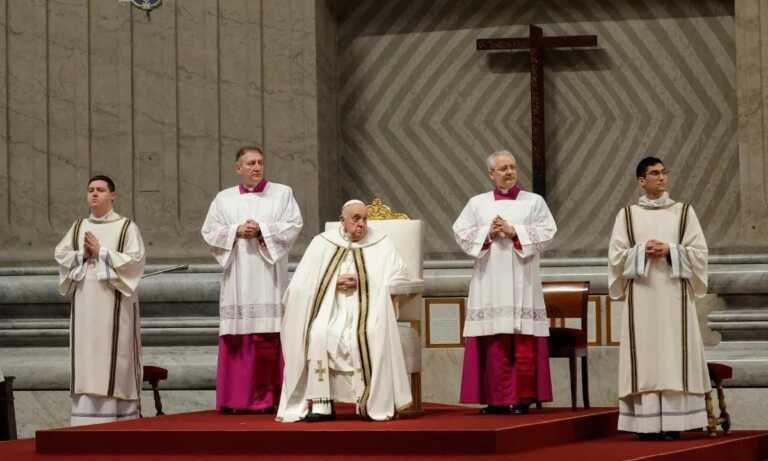 El Papa pide a sacerdotes liberarse de egoísmos y ambiciones