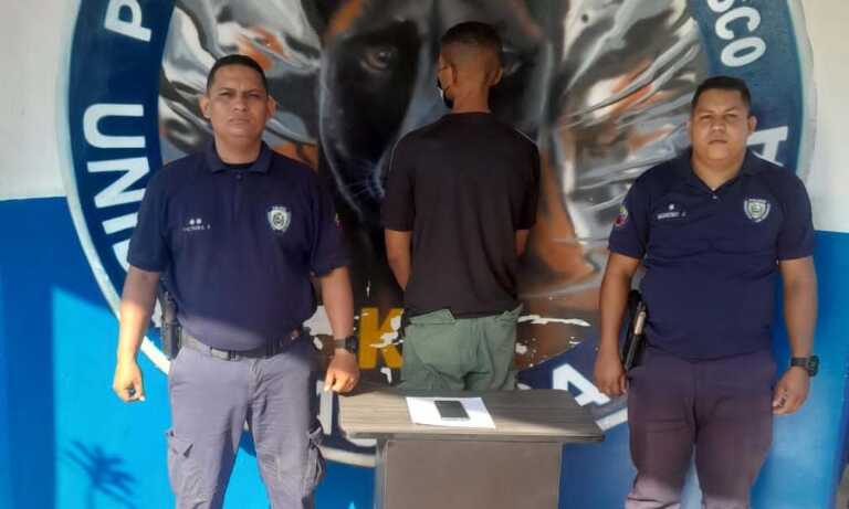 Arrestan a un hombre en El Bajo por maltrato y privación de libertad a sus hijos