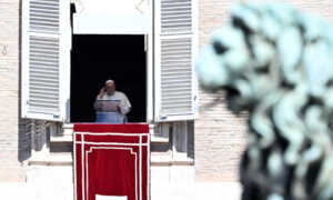 El Papa condena ataques rusos en Ucrania que dejan a más de un millón sin luz ni agua