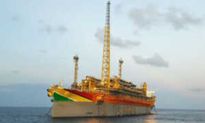 Venezuela rechaza licencias petroleras de Guyana en zona en disputa