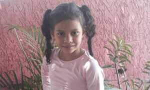 Daniela Valentina ruega por ayuda para cirugía de cadera