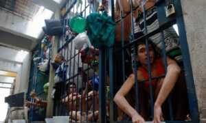 Más de 30 mil presos sobreviven a hacinamiento de 184,84 %