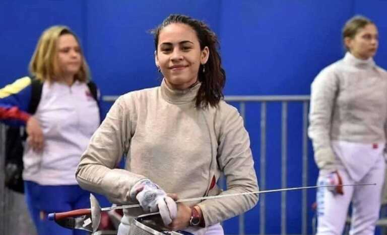 Katherine Paredes clasifica a París 2024