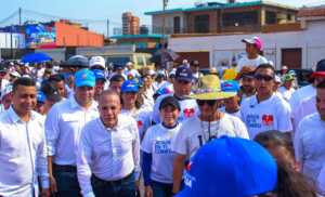 Rosales asiste a la Caminata de la Misericordia por el reencuentro de los venezolanos