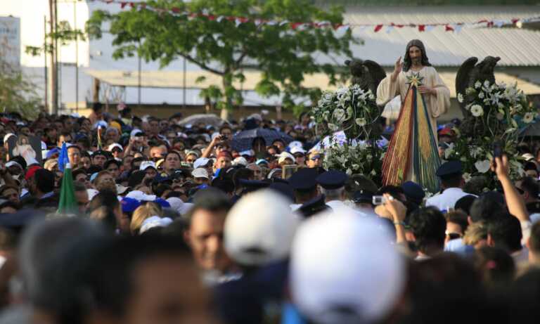 Este sábado 6 de abril será la Noche de la Misericordia a cielo abierto