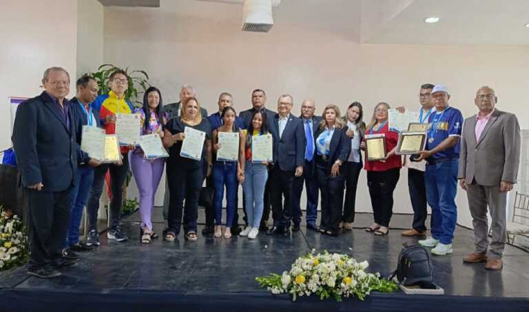 Gobernación entrega el Premio al Mérito Deportivo Luis “Lucho” Moreno