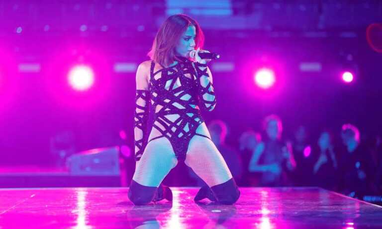 Anitta anuncia su primera gira mundial “Baile funk experience”