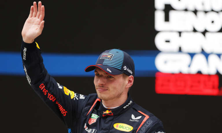 Verstappen se lleva la victoria en el Gran Premio de China