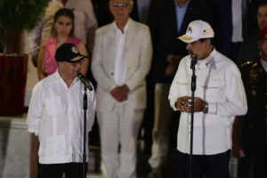 Petro tras reunión con Maduro: Colombia puede ayudar mucho en la paz política