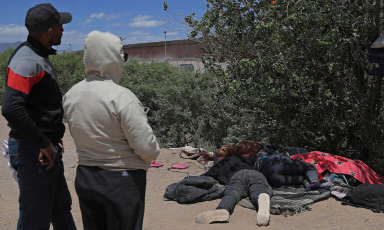 Migrantes en Ciudad Juárez temen al crimen organizado tras masacre