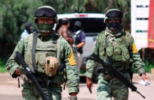 Detienen a 8 venezolanos miembros de grupo armado en el sur de México