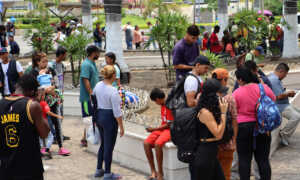 México intercepta a casi 90 mil migrantes venezolanos en primer trimestre del año