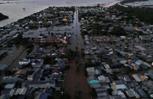 Acnur alerta sobre situación de refugiados venezolanos en área inundada de Brasil
