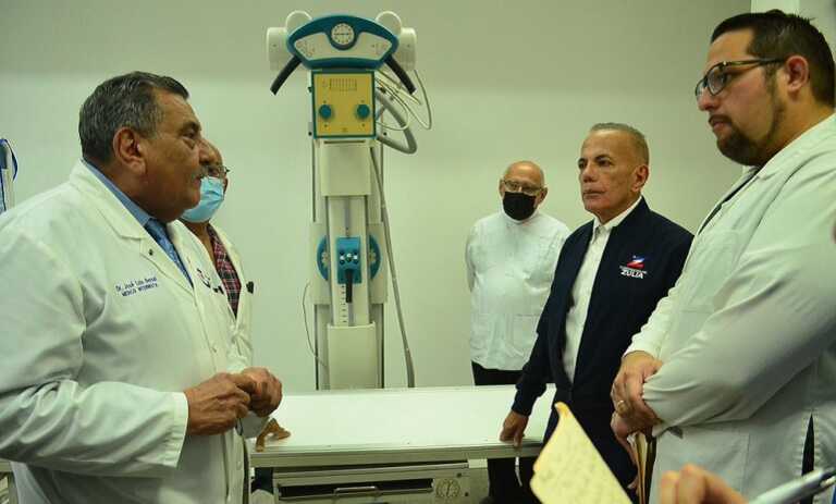 Gobernador reinaugura Centro Clínico Ambulatorio Los Claveles