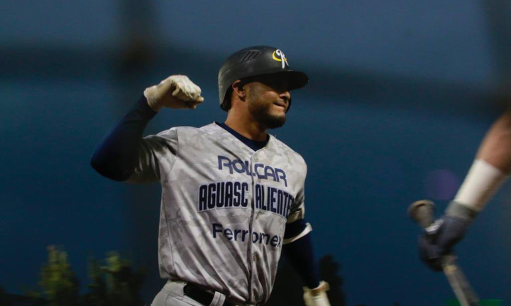 Ángel Reyes destaca con 3 jonrones y 5 carreras anotadas en el béisbol azteca