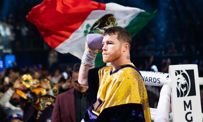 “Canelo” Álvarez defenderá sus títulos en Las Vegas ante el invicto Munguía