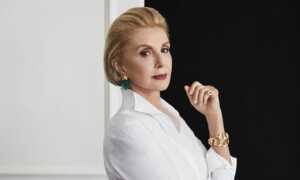 Carolina Herrera será honrada con el Premio a la Herencia Hispana 2024