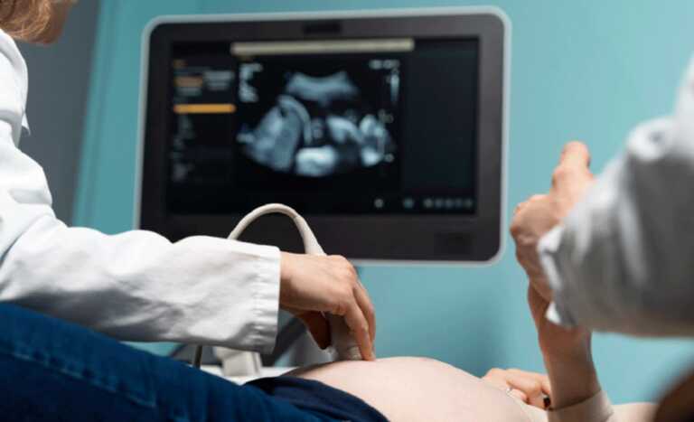 Entre $ 20 y $ 90 cuesta un control prenatal en el país