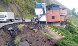 Ciudades podrían quedar incomunicadas por lluvias y el mal estado de carreteras