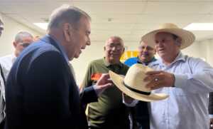 Ocho alcaldes de Trujillo respaldan candidatura de González Urrutia