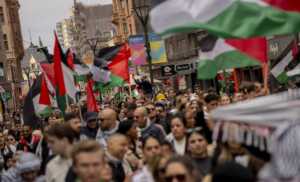 Miles de personas piden en Suecia exclusión de Israel de Eurovisión