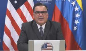 EE. UU. removería al embajador Francisco Palmieri