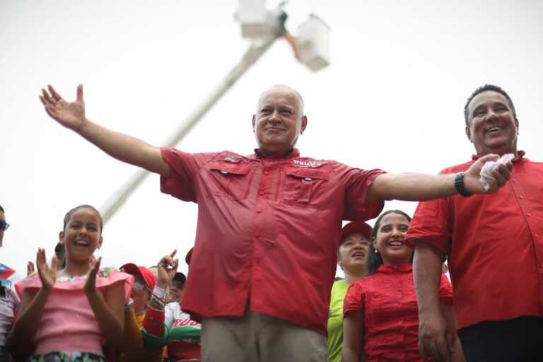 Cabello: Movilizaciones de la oposición en el interior son para “preparar la guarimba”