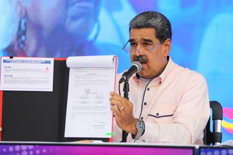 Maduro promulga la Ley de Protección de las Pensiones