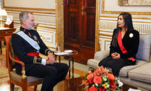 Felipe VI recibe las cartas credenciales de la embajadora Gladys Gutiérrez